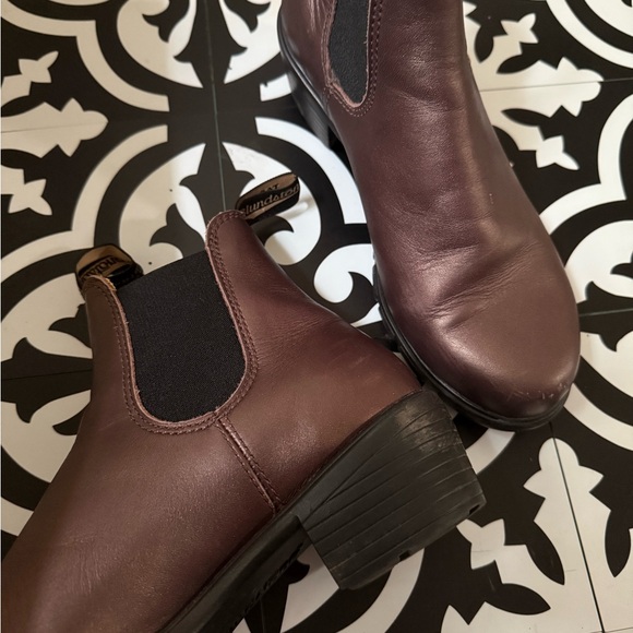 Blundstone Women's Brown Leather Boots - Picture 4 of 4